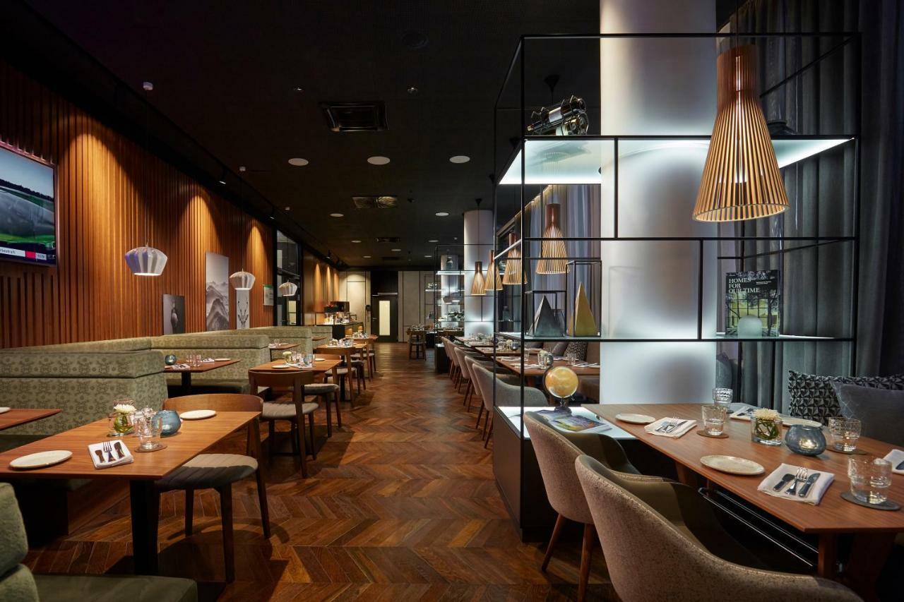 فندق هايبريون ميونيخ المظهر الخارجي الصورة Restaurant in Munich