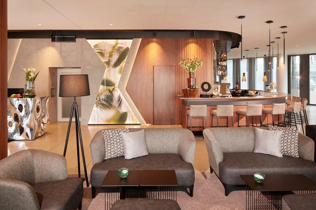 فندق هايبريون ميونيخ المظهر الخارجي الصورة The lounge at the airport